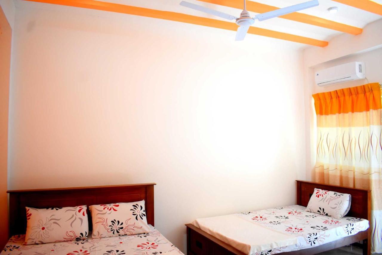Sri Mayura Holiday Resort Kataragama Esterno foto