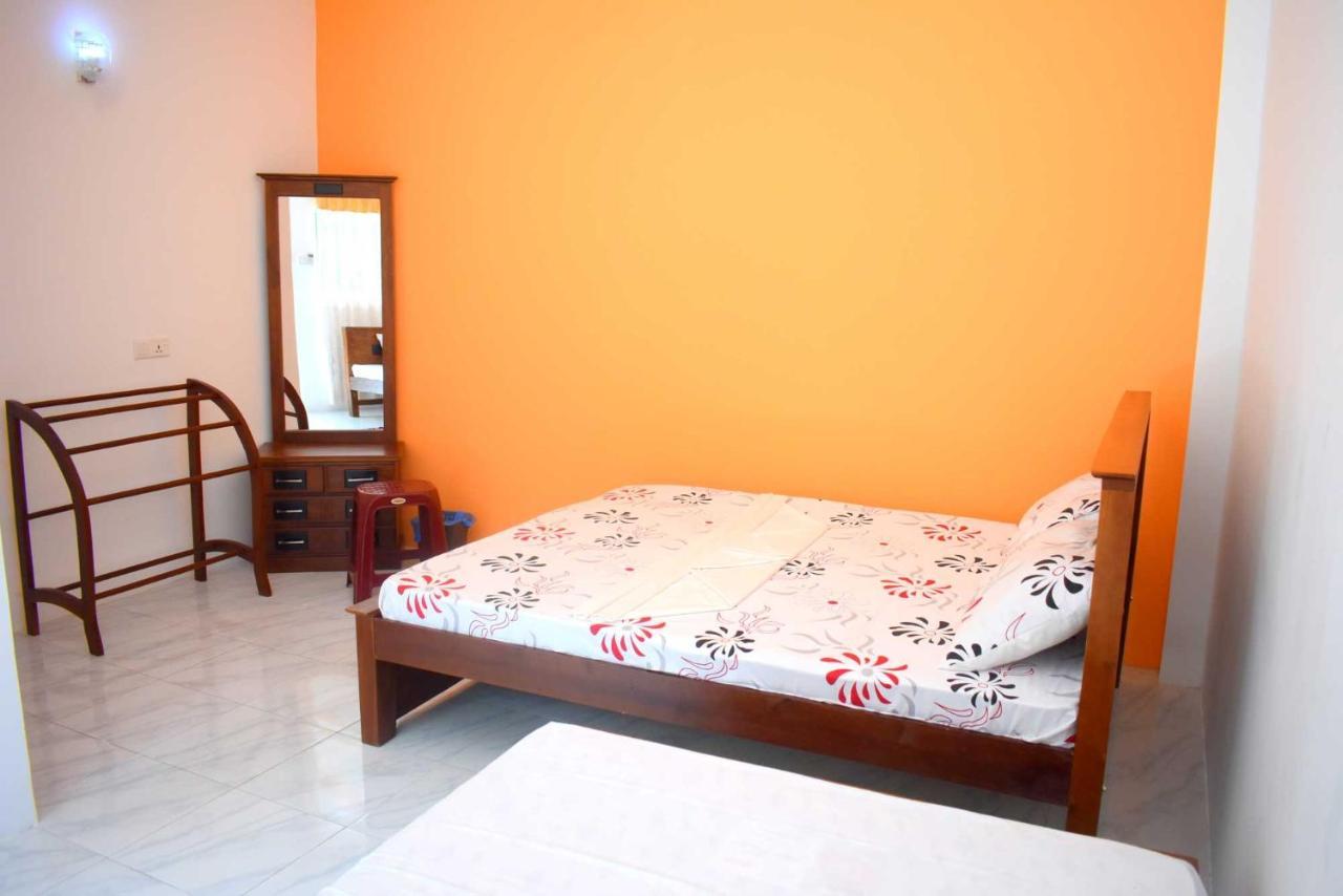 Sri Mayura Holiday Resort Kataragama Esterno foto